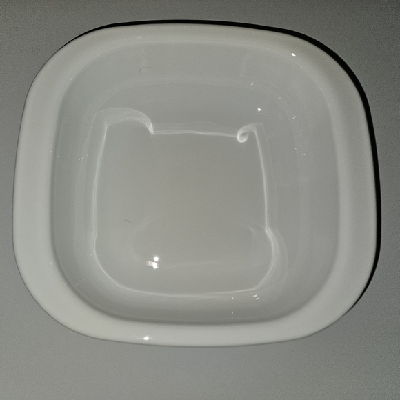 CorningWare 2.5 Quart baking dish with lid & carrying tray Vintage - Picture 3 of 8